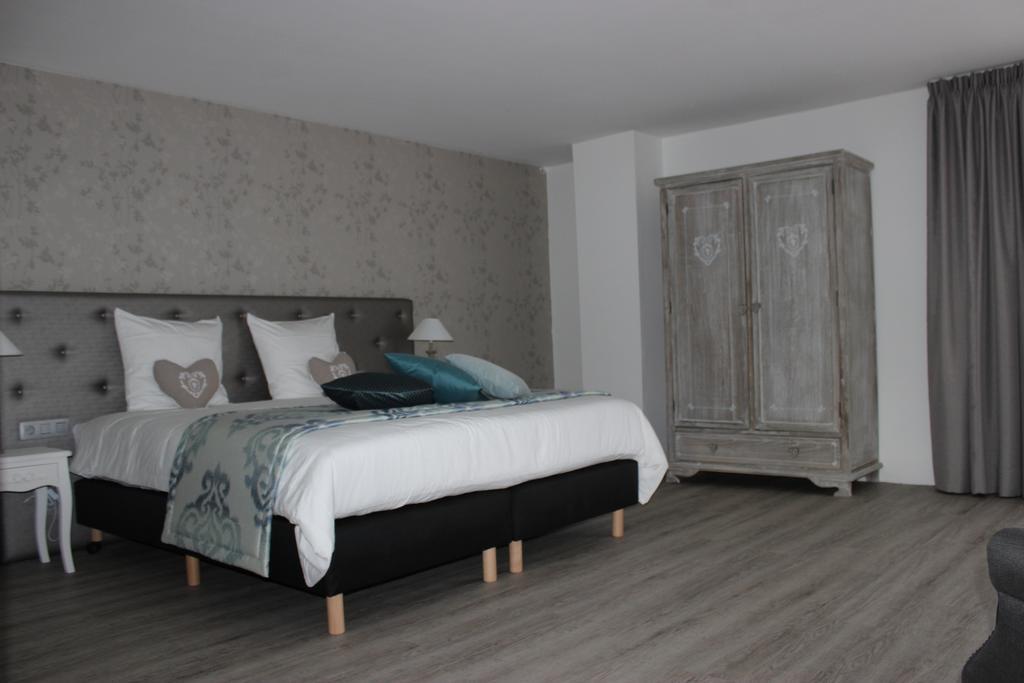 Den Bongaerd B&B And Wellness Tongeren Szoba fotó